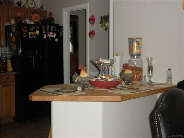 102 Clematis Ave, Waterbury, CT 06708
