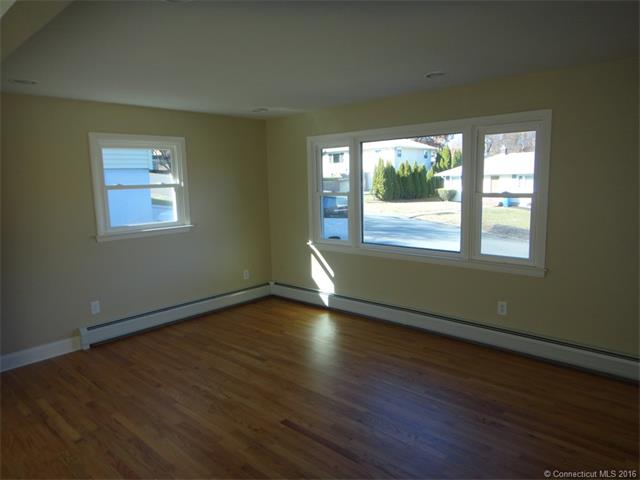 49 Media Ave, Waterbury, CT 06708