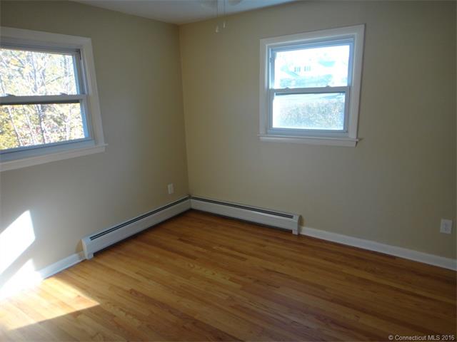 49 Media Ave, Waterbury, CT 06708
