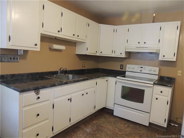 150 Kaynor Dr, Waterbury, CT 06708