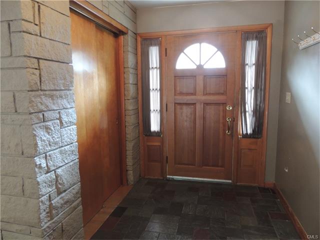 150 Kaynor Drive, Waterbury, CT 06708