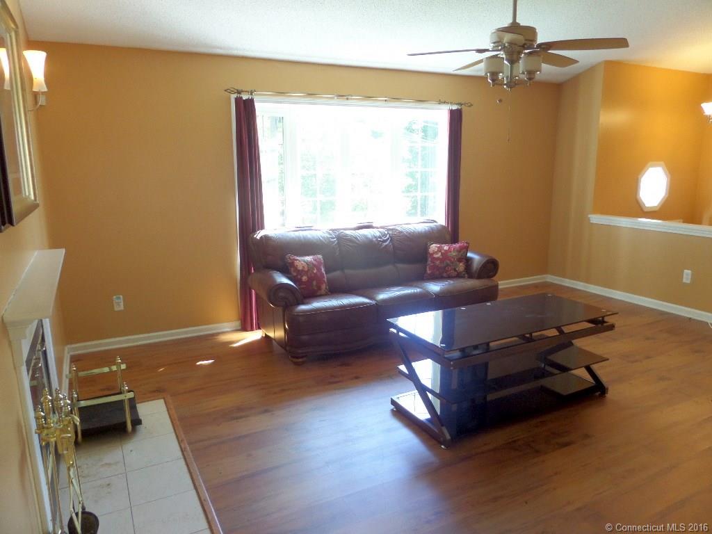 51 Roma Avenue, Waterbury, CT 06708