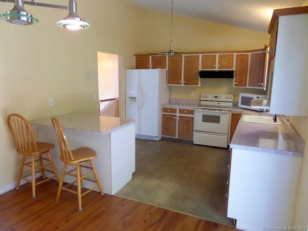 51 Roma Avenue, Waterbury, CT 06708