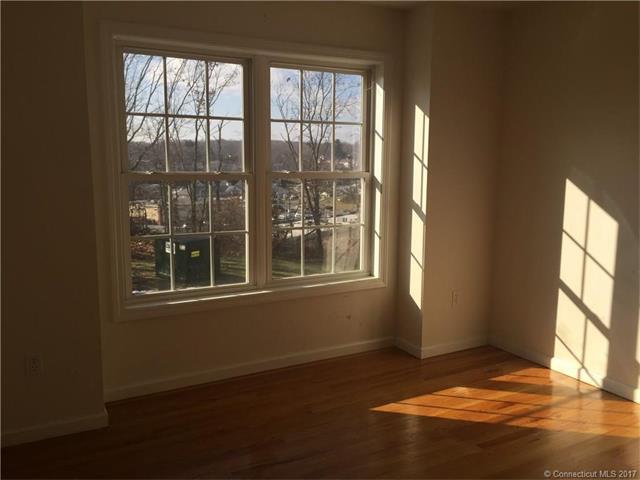 150Mohican Ave. #6, Waterbury, CT 06708