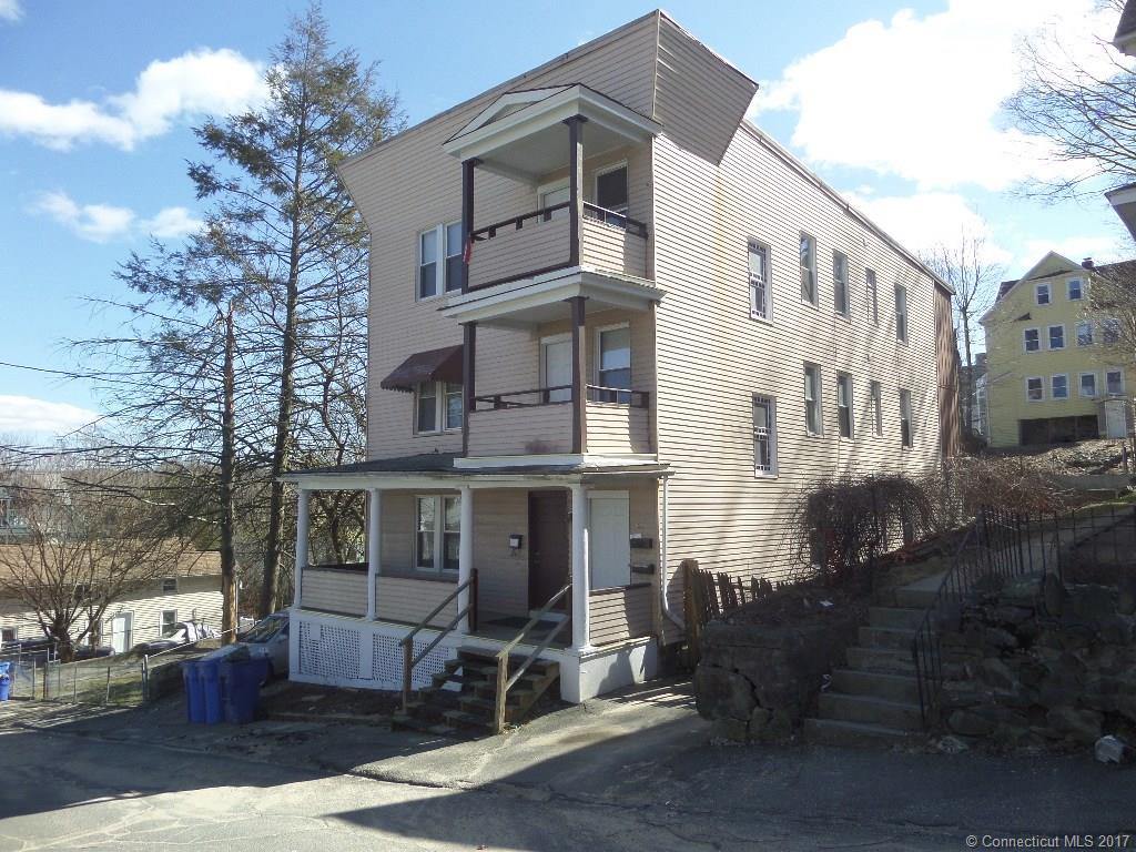 20 4th St, Waterbury, CT 06708
