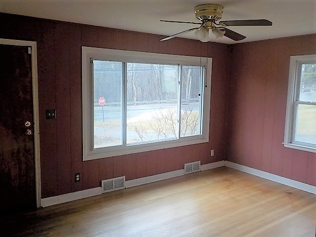 9 Wesley StWaterbury, CT, 06708New Haven County