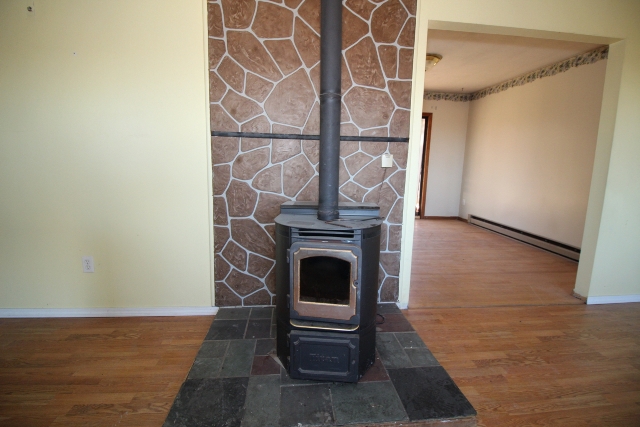 137 White Birch DrWaterbury, CT, 06708New Haven County