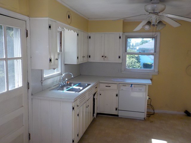 91 Tree Hill RdWaterbury, CT, 06708New Haven County