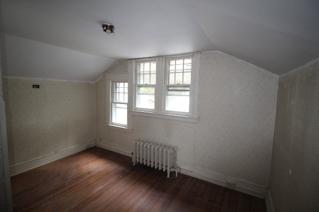 67 Adelaide AveWaterbury, CT, 06708New Haven County