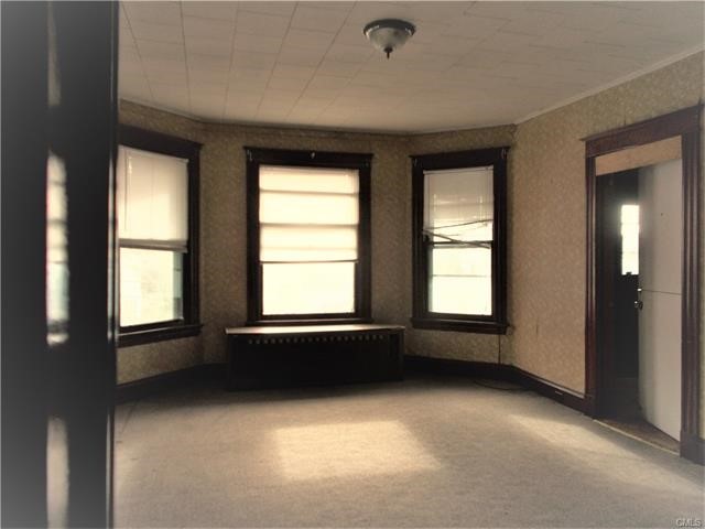 90 Ridgewood Street, Waterbury, CT 06710