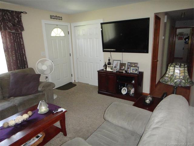 39 Coach Dr, Wolcott, CT 06716