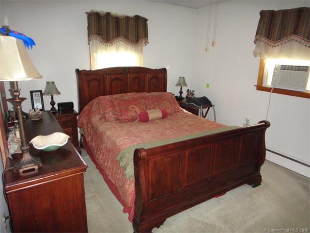 39 Coach Dr, Wolcott, CT 06716