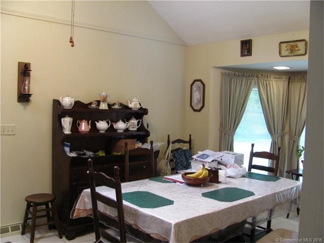 84Ridge Rd, Bethlehem, CT 06751