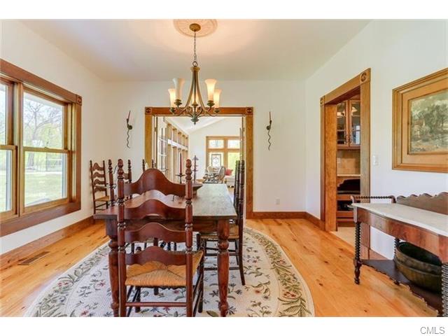 8 Bobcat Lane, Warren, CT 06754