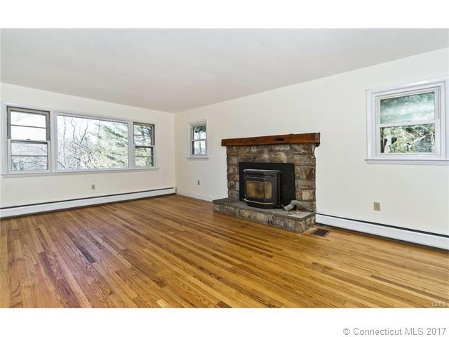 45Camps Rd, Kent, CT 06757