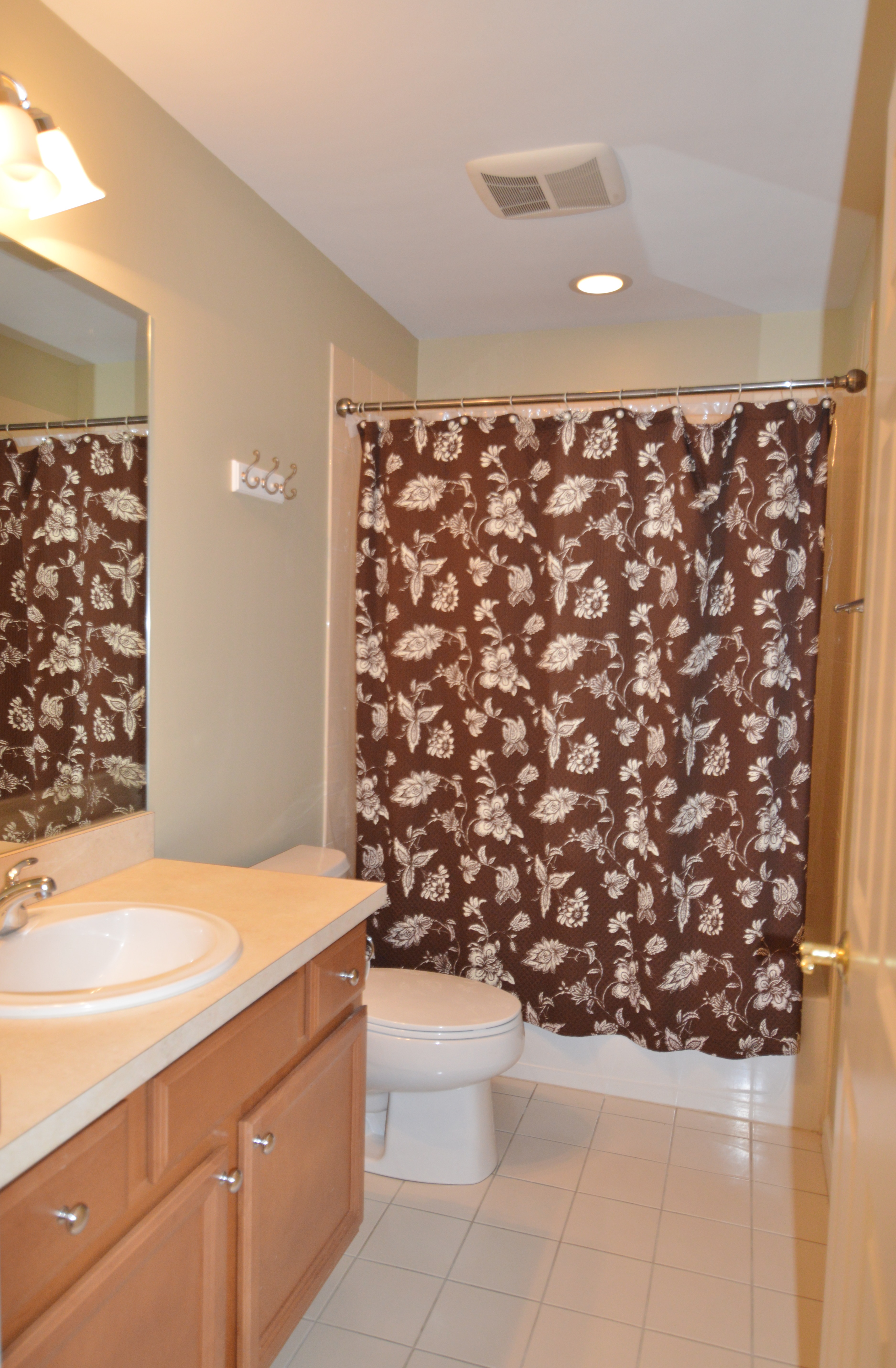 19 Ridgewood Drive #56, Middlebury, CT 06762