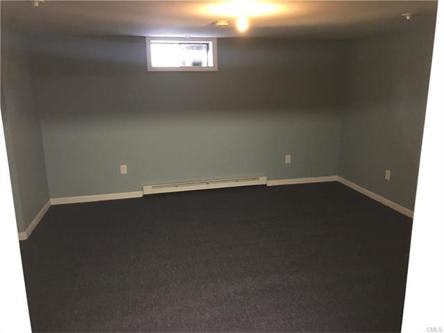 38 Ann Street, Naugatuck, CT 06770