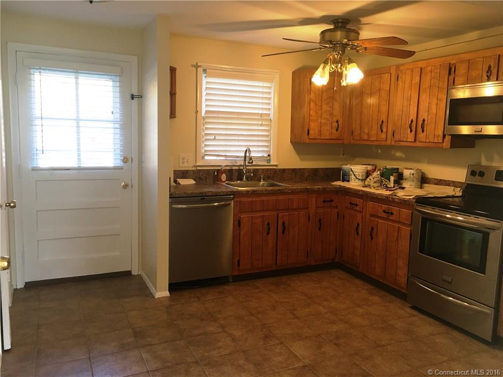 617 Millville Avenue #8-3, Naugatuck, CT 06770