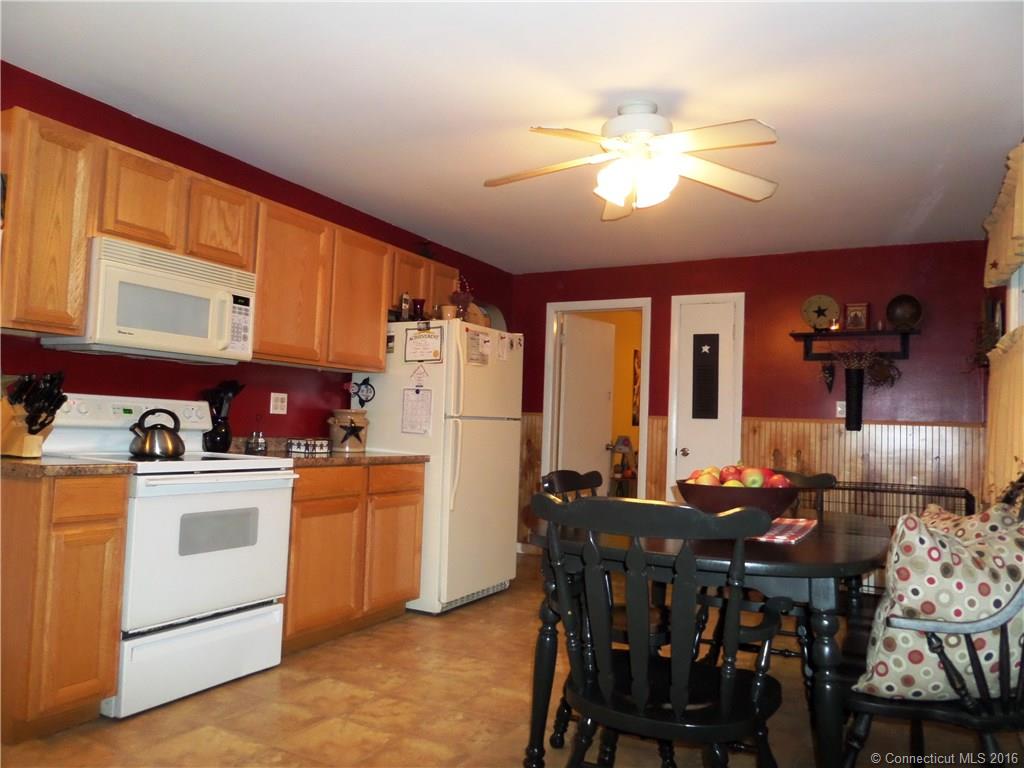 26 Warren Avenue, Naugatuck, CT 06770