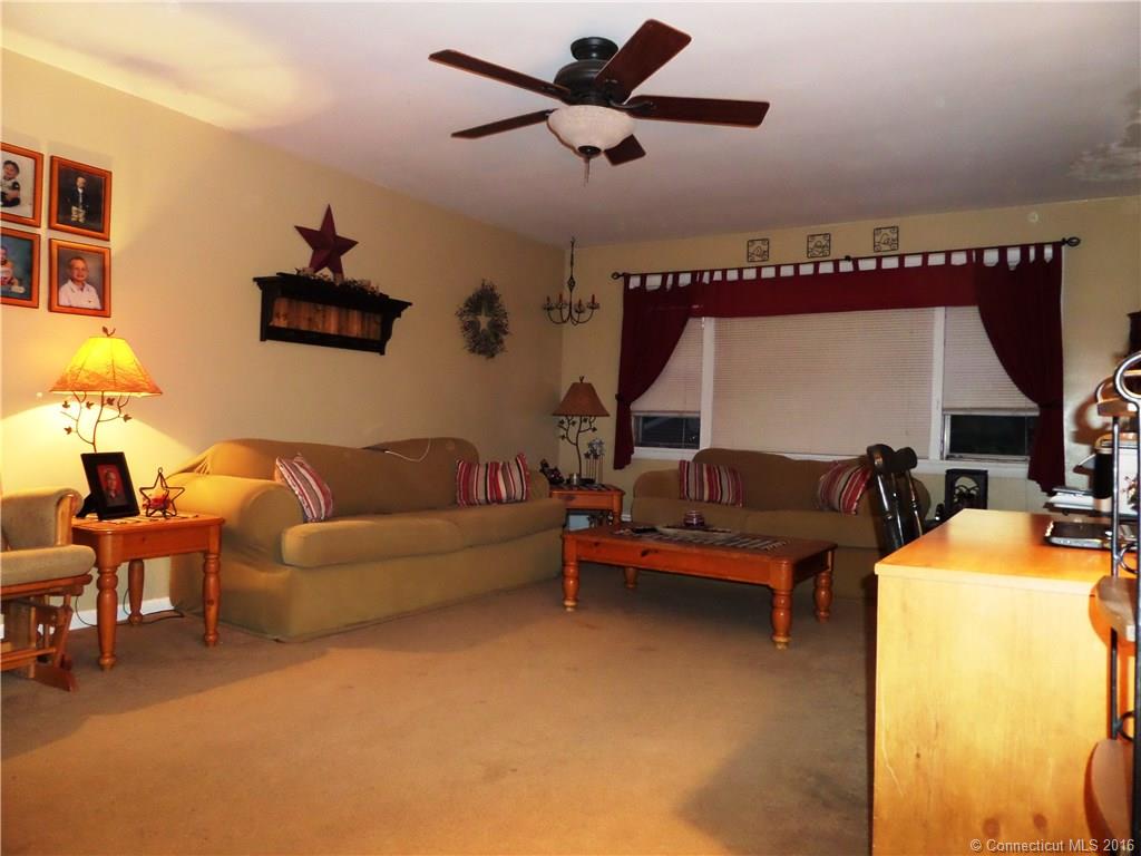 26 Warren Avenue, Naugatuck, CT 06770