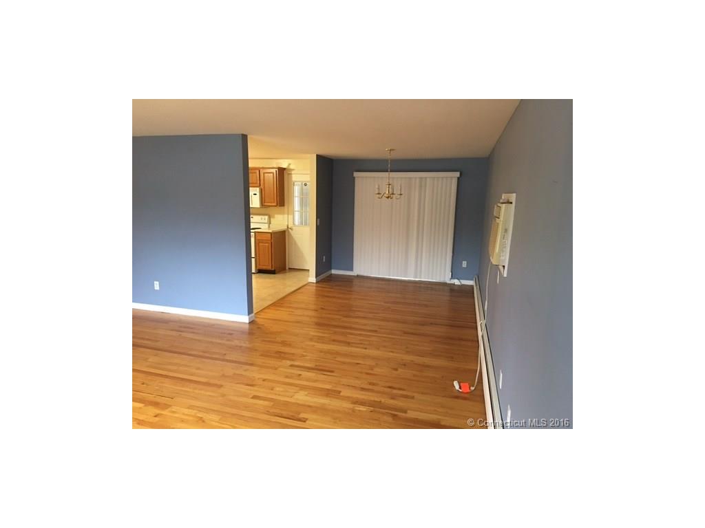 227 Wedgewood Dr, Naugatuck, CT 06770