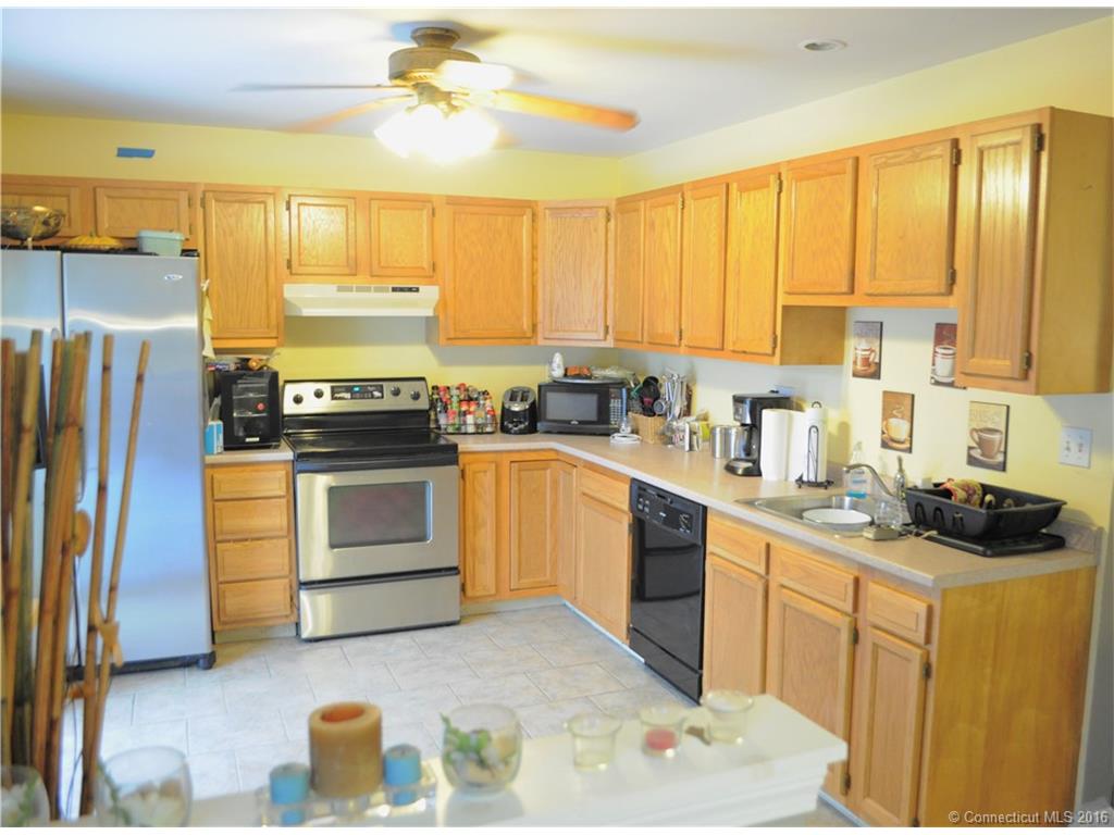 18 Tawny Thrush Road, Naugatuck, CT 06770