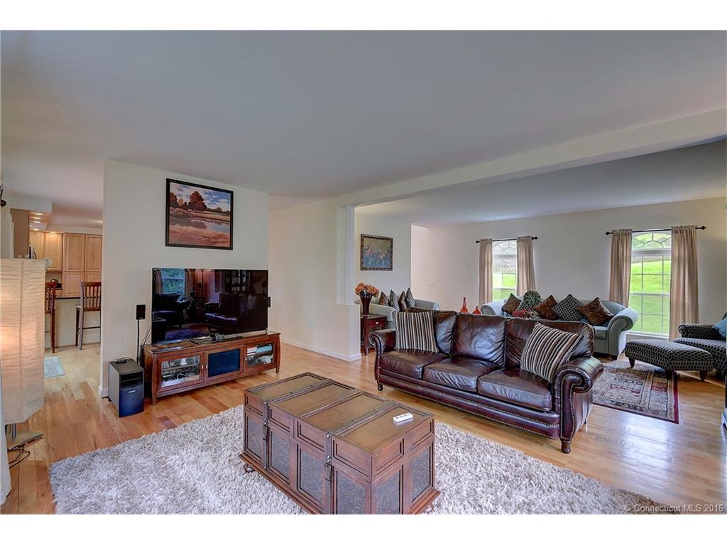 158 Graham Ridge Road, Naugatuck, CT 06770