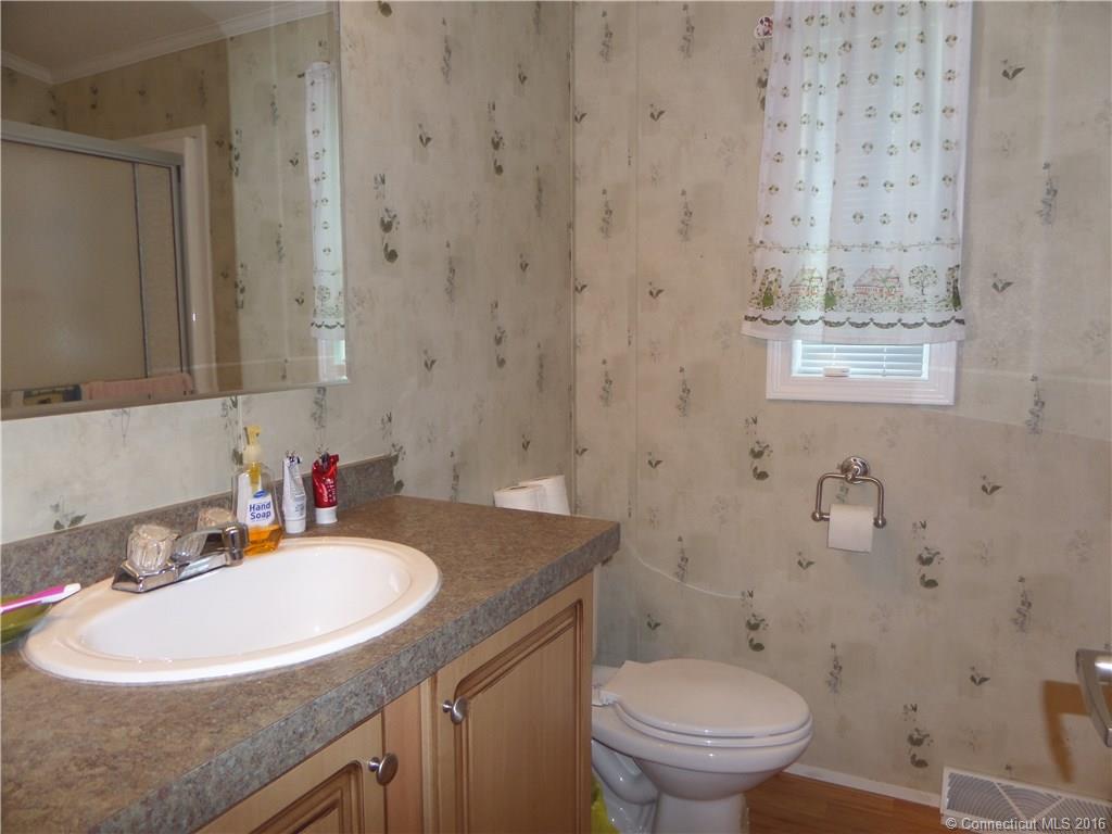 49 Shadduck Road, Naugatuck, CT 06770