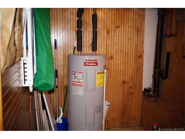1081New Haven Rd #12D, Naugatuck, CT 06770