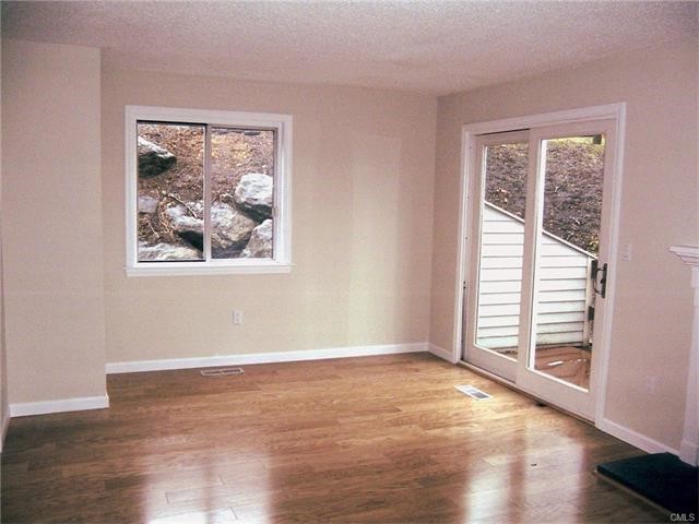 111 Mallane Lane, Naugatuck, CT 06770