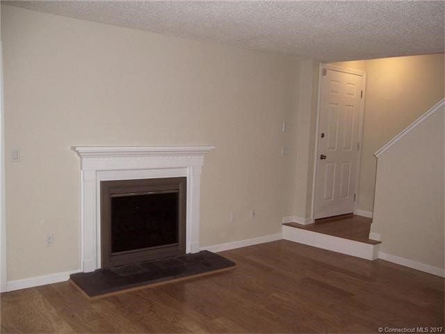 111Mallane Ln #2G, Naugatuck, CT 06770