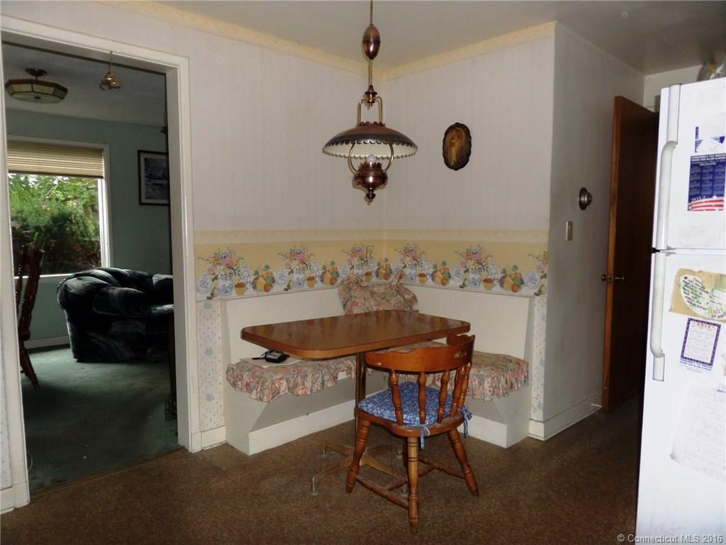 68 Summit Road, Naugatuck, CT 06770