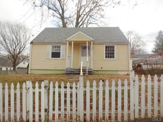14 Surrey Drive, Naugatuck, CT 06770