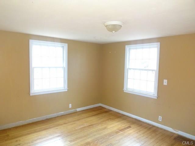 14 Surrey Drive, Naugatuck, CT 06770