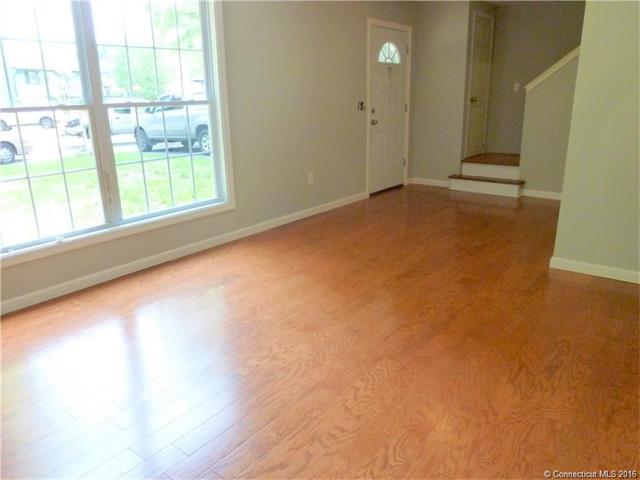 90 Thistle Down Ln, Naugatuck, CT 06770