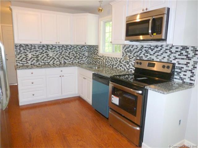 90 Thistle Down Ln, Naugatuck, CT 06770