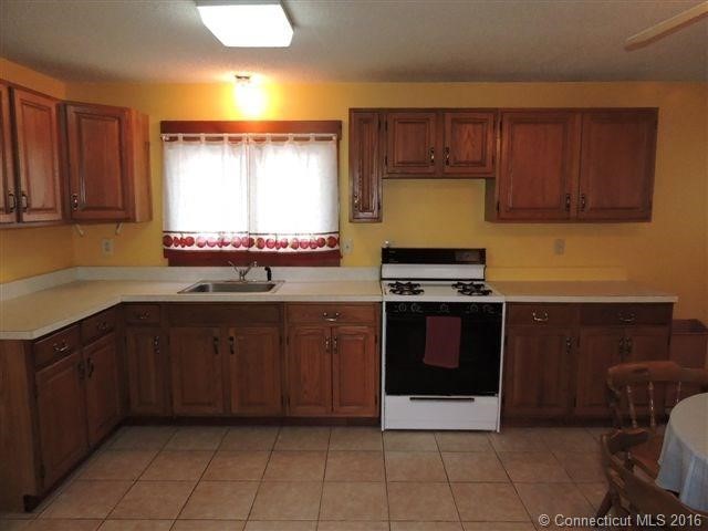 68Fern St, Naugatuck, CT 06770