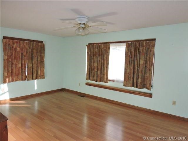 68Fern St, Naugatuck, CT 06770