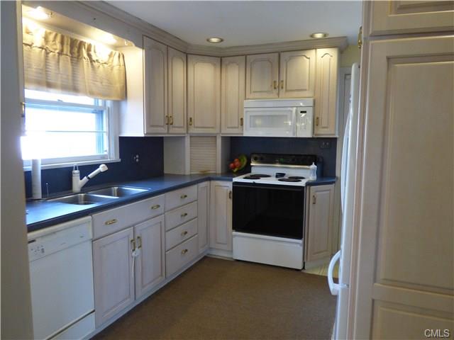 53 Pearl Road, Naugatuck, CT 06770