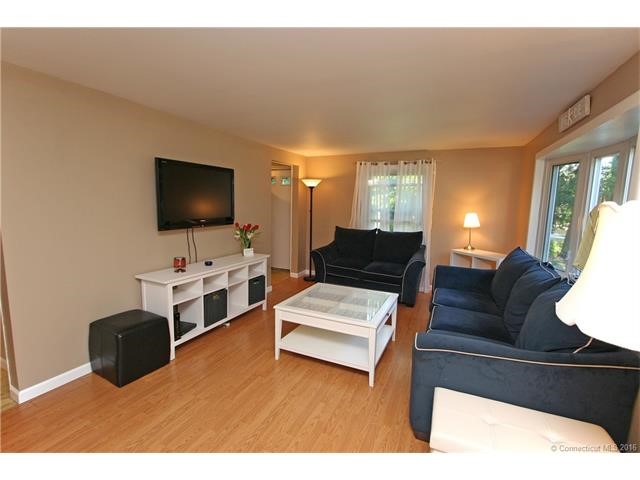369Prospect St, Naugatuck, CT 06770