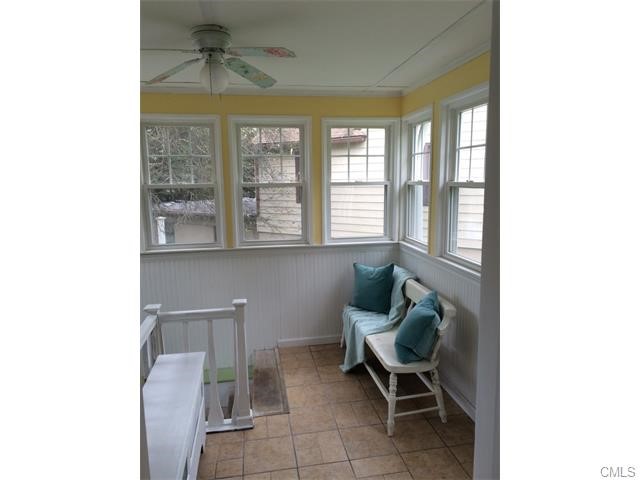 2 Pleasant Avenue, Naugatuck, CT 06770