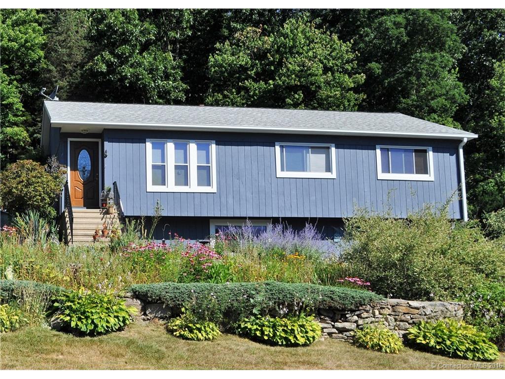 225 Bluebird Drive, Naugatuck, CT 06770