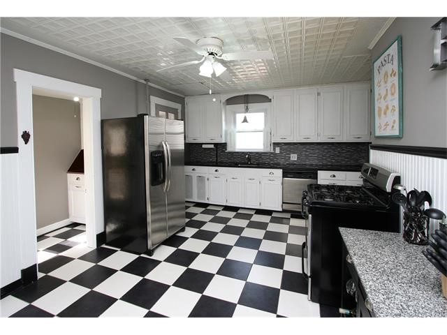 66North Hoadley St, Naugatuck, CT 06770