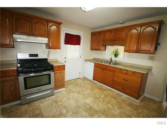 61 Fern Street, Naugatuck, CT 06770