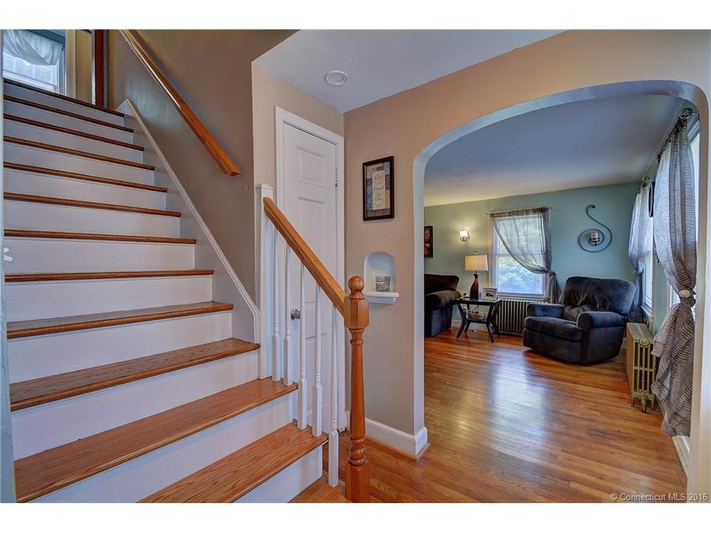 123 May Street, Naugatuck, CT 06770