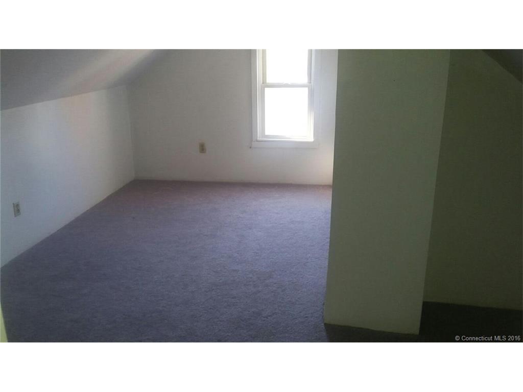 182 Prospect St, Naugatuck, CT 06770