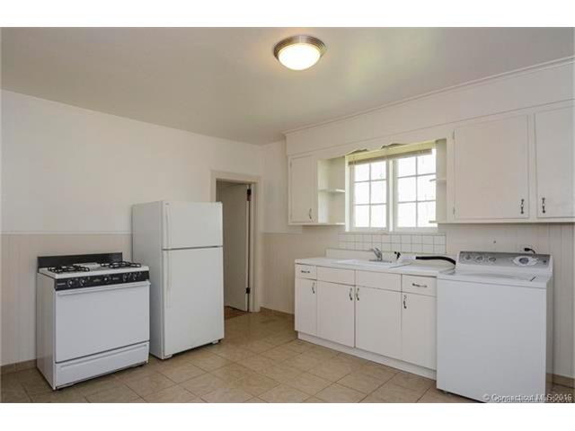 55 Hoadley St, Naugatuck, CT 06770