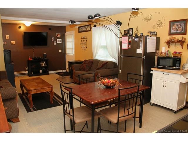 19Candee Rd, Naugatuck, CT 06770