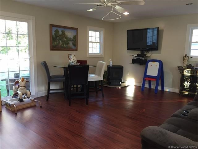 91General Patton Dr, Naugatuck, CT 06770