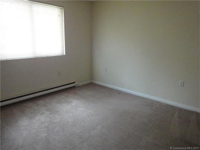 461Spring St #9H, Naugatuck, CT 06770